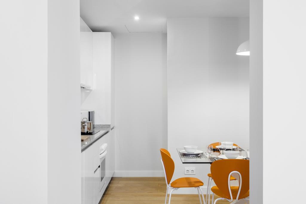 Home Art Apartments Madrid Exterior photo